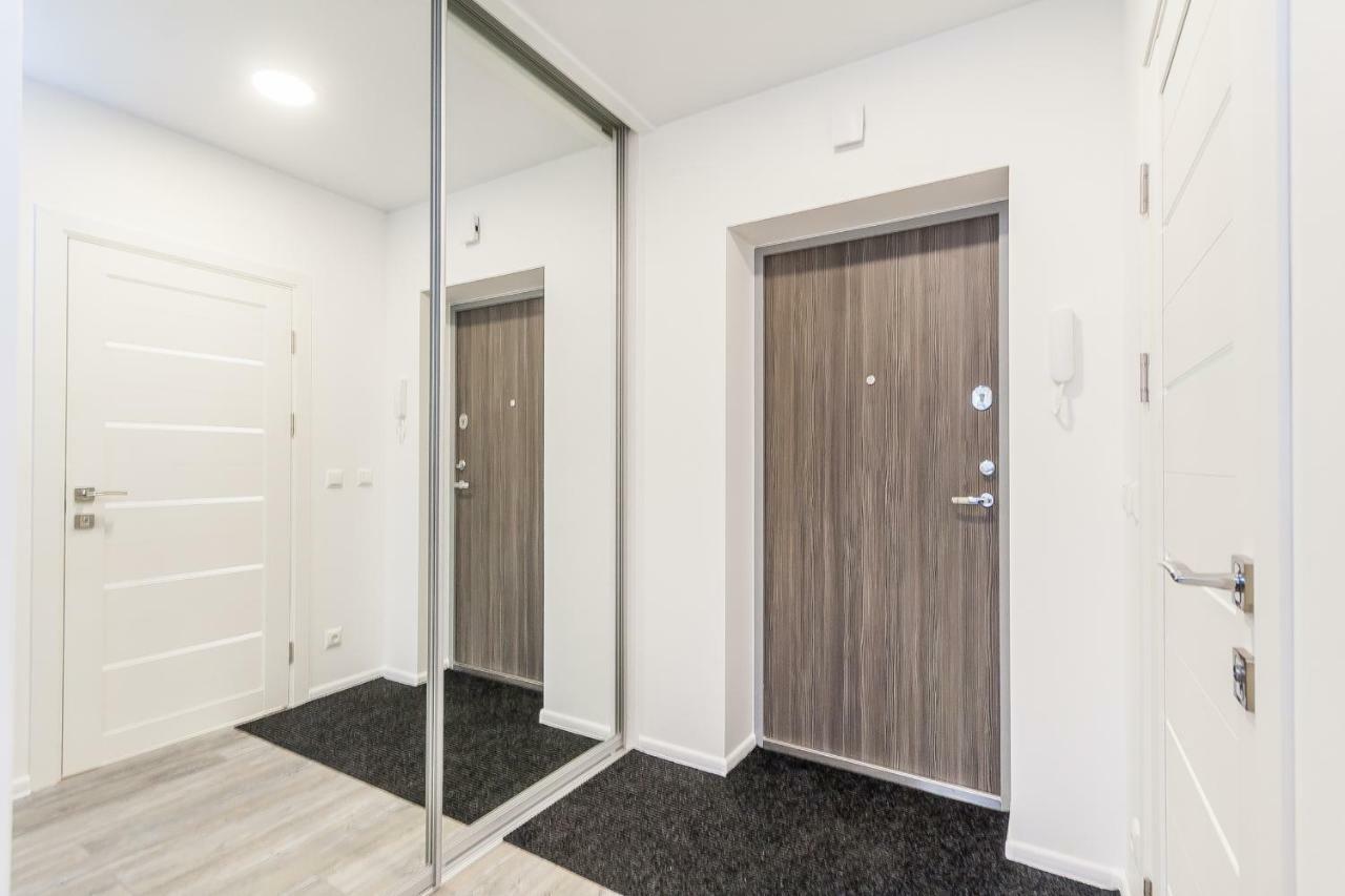 Apartments Vilnius 1 Near Center With A Roof Terrace And Parking Ngoại thất bức ảnh